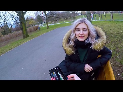 ❤️ Swallows ib tug neeg txawv lub kub cum rau nyiaj - blowjob nyob rau hauv lub tiaj ua si los ntawm Eva Elfie ️❌ Russian porn ntawm hmn.basseyn-vsem.ru% ❌ Ib